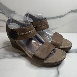 Aetrex Wmns Taupe Leather Ariel Wedge Sandals Sz 40 Sz 9-9.5 Comfort Minimalist
